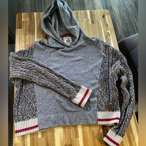 New Roots cabin sock hoodie